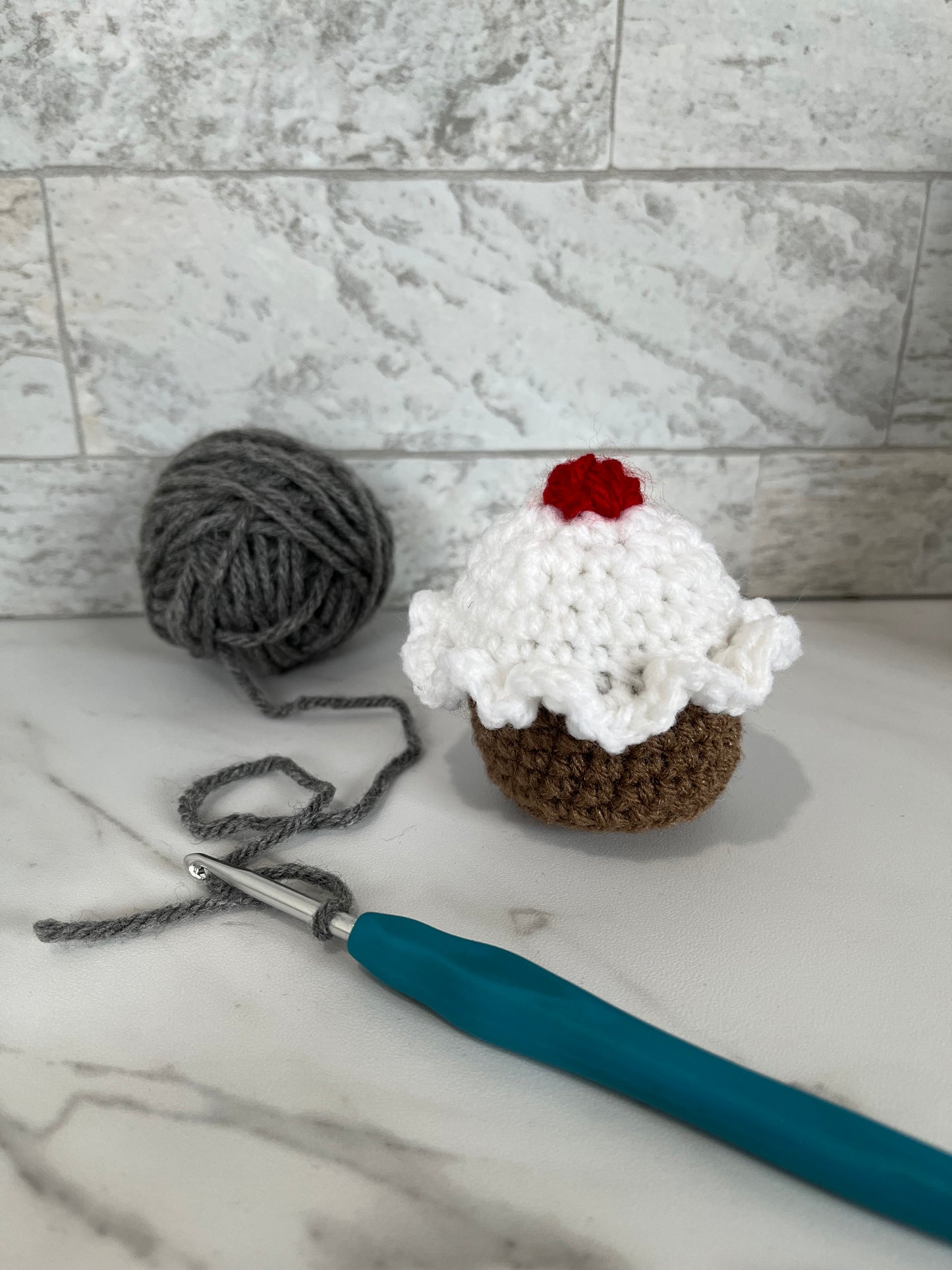 DESSERTS - Cupcake! Handmade Crochet Cat/Ferret Toys - Catnip, Jingle Bell, Crinkle