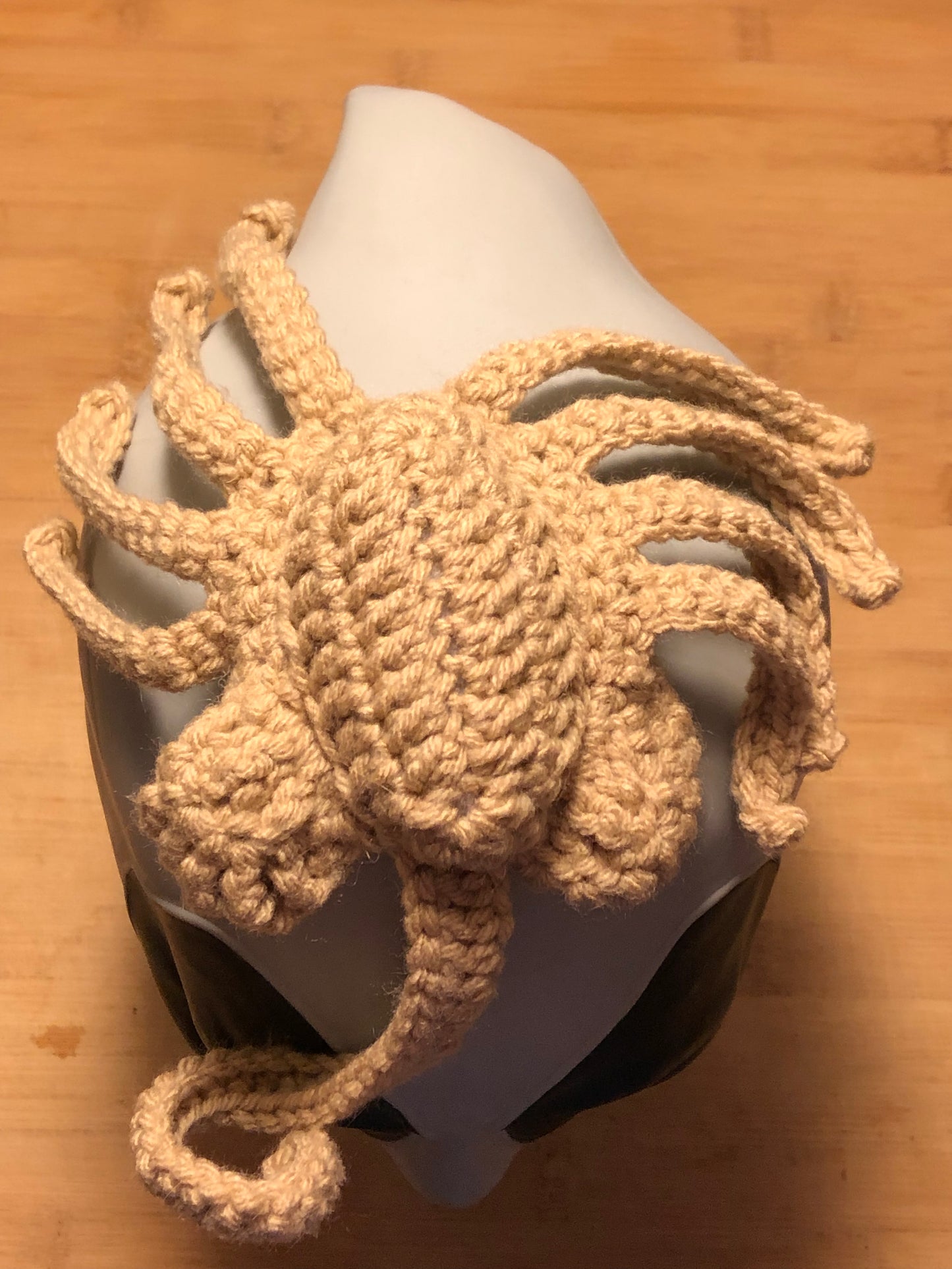 Crocheted Alien FaceHugging Inspired Cat/Ferret Toy (Catnip, Crinkle, Jingle, Plain Stuffing, Posable)