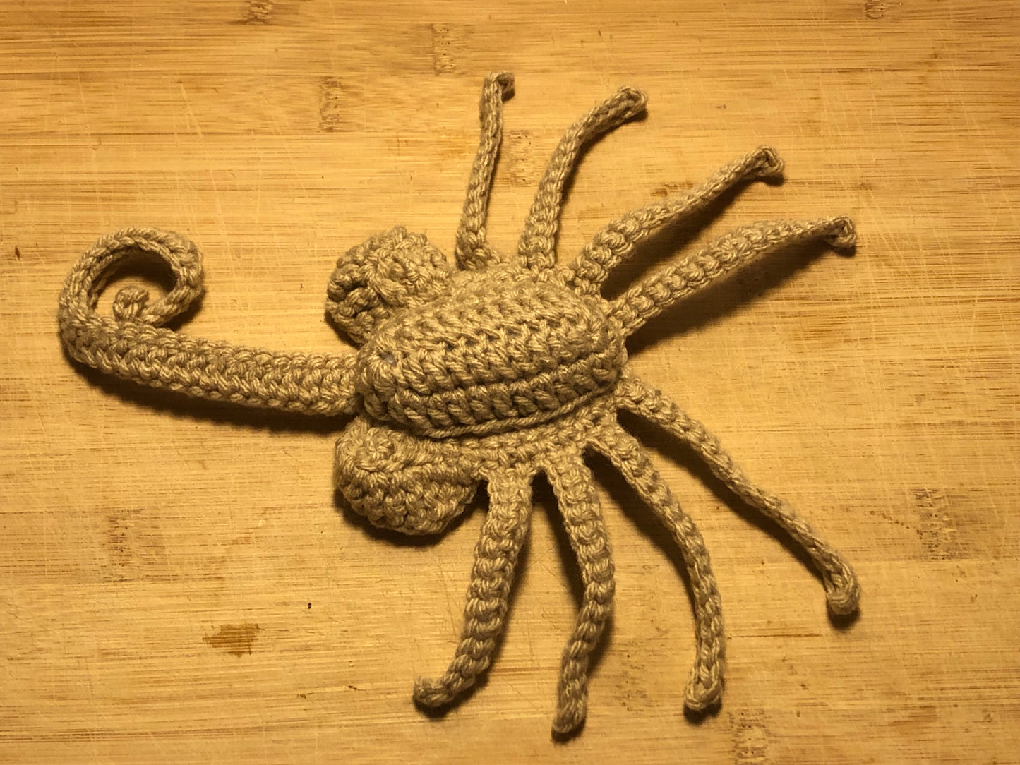 Crocheted Alien FaceHugging Inspired Cat/Ferret Toy (Catnip, Crinkle, Jingle, Plain Stuffing, Posable)